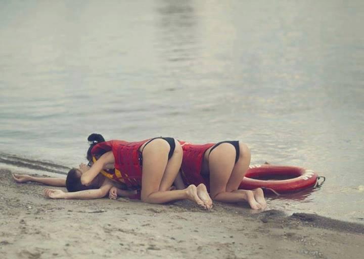 τεχνητή αναπνοή & ναυαγοσώστριες.JPG