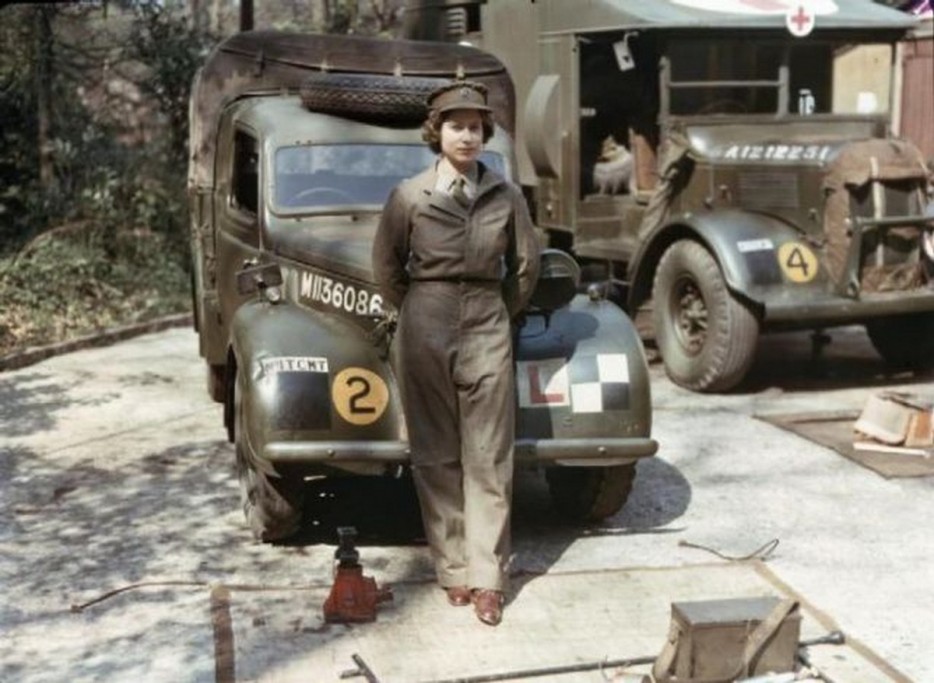 Queen Elizabeth during her WW II service 1942.jpg