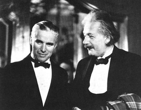 Charlie Chaplin and Alber Einstein 1930.jpg