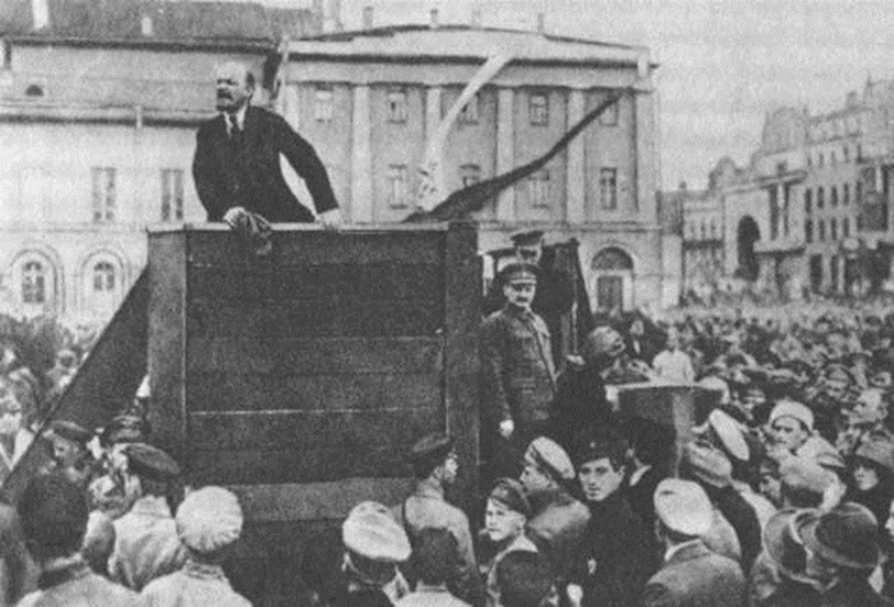 on May 5, 1920. Moscow.  Lenin speaking to the Bolshevik troops, Trotky on one side, notes..jpg